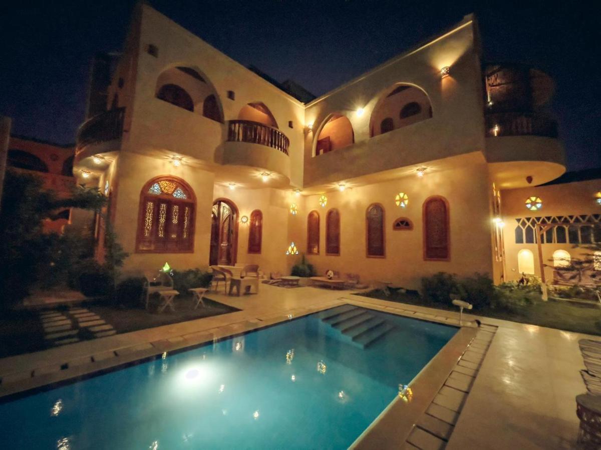 Tunis Palace - Fayoum Luaran gambar
