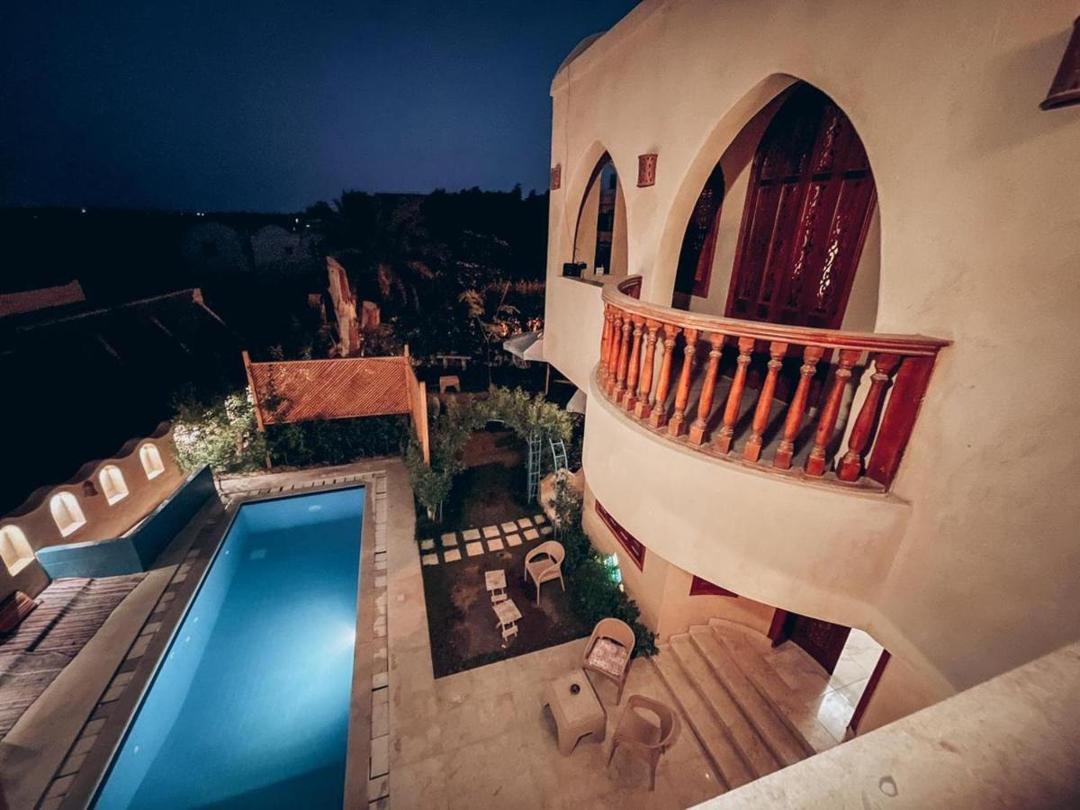 Tunis Palace - Fayoum Luaran gambar